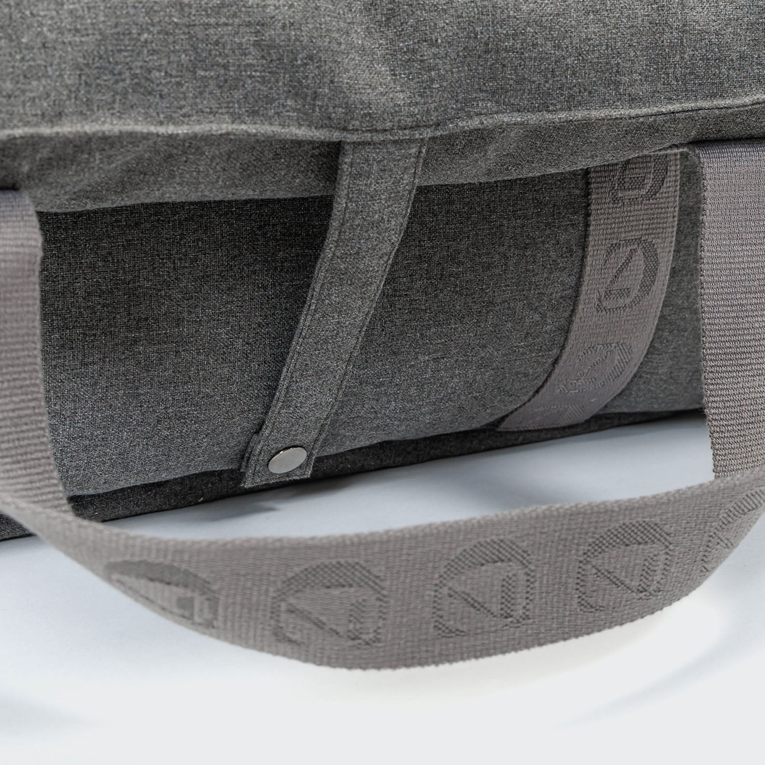 Hundeautositz Getaway Light Graphite tragbar - Image 7